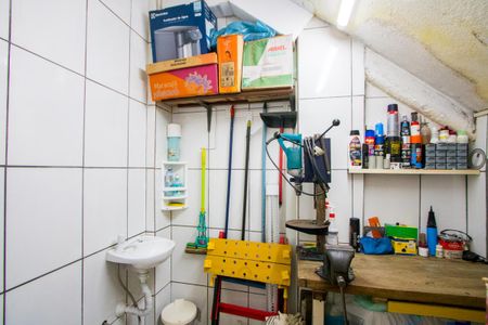 Casa à venda com 106m², 3 quartos e 1 vagaBanheiro da garagem