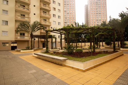 Apartamento à venda com 72m², 2 quartos e 1 vagaÁrea comum