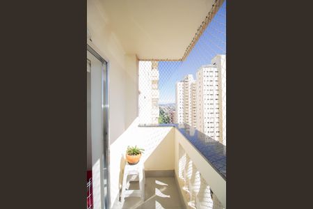 Apartamento à venda com 72m², 2 quartos e 1 vagaVaranda da Sala