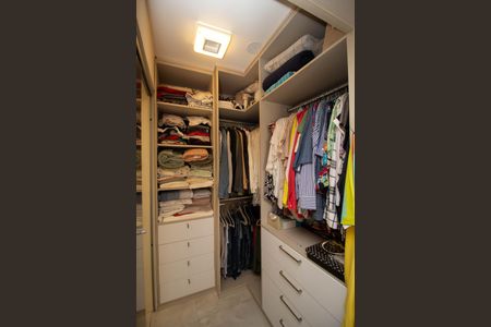Apartamento à venda com 72m², 2 quartos e 1 vagaCloset do quarto