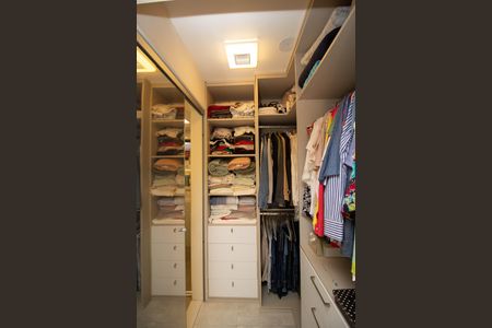 Apartamento à venda com 72m², 2 quartos e 1 vagaCloset do quarto