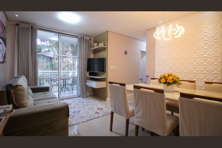 Apartamento à venda com 3 quartos, 69m² em Vila Lucia, São Paulo