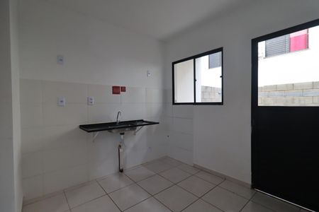 Casa de condomínio para alugar com 68m², 2 quartos e 2 vagasCozinha