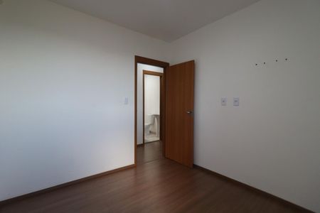 Casa de condomínio para alugar com 68m², 2 quartos e 2 vagasQuarto 