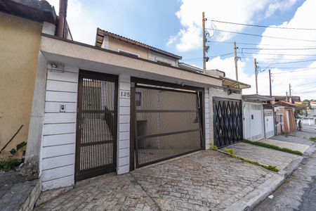 Casa à venda com 190m², 3 quartos e 6 vagasFachada