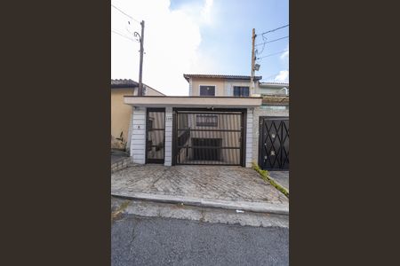 Casa à venda com 190m², 3 quartos e 6 vagasFachada