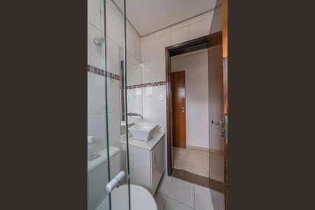 Casa à venda com 190m², 3 quartos e 6 vagasBanheiro do Quarto 3
