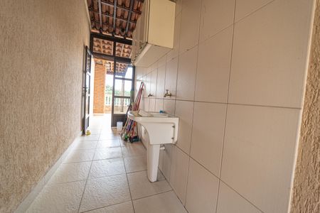 Casa à venda com 190m², 3 quartos e 6 vagasÁrea de Serviço