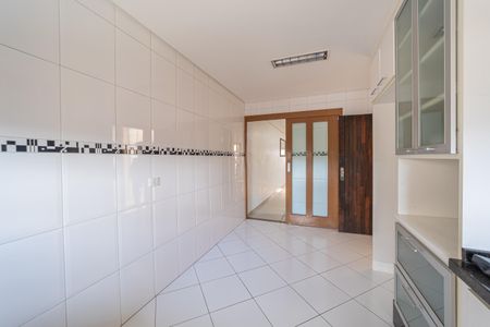 Casa à venda com 190m², 3 quartos e 6 vagasCozinha