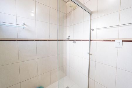 Casa à venda com 190m², 3 quartos e 6 vagasBanheiro