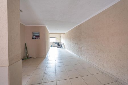 Casa à venda com 190m², 3 quartos e 6 vagasEntrada