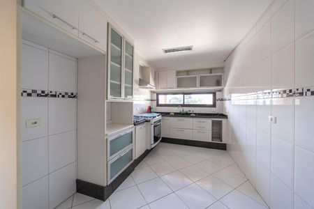 Casa à venda com 190m², 3 quartos e 6 vagasCozinha