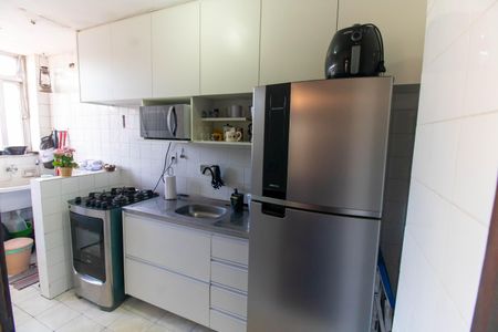Apartamento à venda com 58m², 2 quartos e 1 vagaCozinha e Área de Serviço