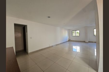 Apartamento para alugar com 75m², 2 quartos e 1 vagaÁrea comum - Salão de festas