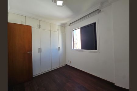 Apartamento para alugar com 75m², 2 quartos e 1 vagaquarto 2