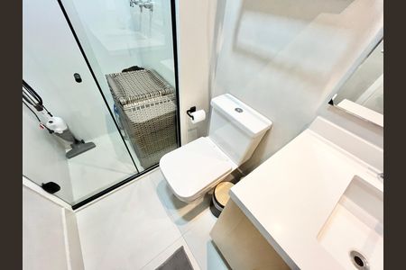 Apartamento para alugar com 60m², 2 quartos e 1 vaga Apartamento para alugar com 60m², 2 quartos e 1 vagaBanheiro