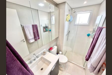 Apartamento para alugar com 60m², 2 quartos e 1 vaga Apartamento para alugar com 60m², 2 quartos e 1 vagaBanheiro da Suíte