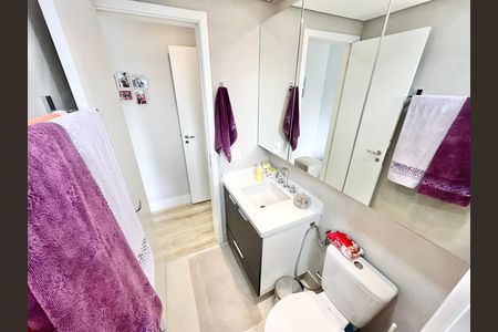 Apartamento para alugar com 60m², 2 quartos e 1 vaga Apartamento para alugar com 60m², 2 quartos e 1 vagaBanheiro da Suíte