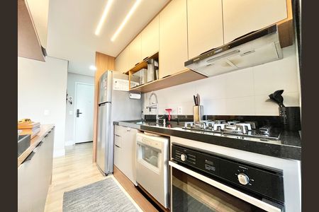 Apartamento para alugar com 60m², 2 quartos e 1 vaga Apartamento para alugar com 60m², 2 quartos e 1 vagaCozinha e Área de Serviço