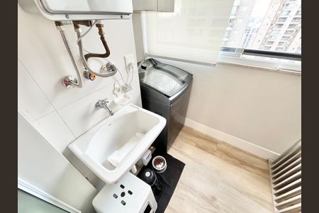 Apartamento para alugar com 60m², 2 quartos e 1 vaga Apartamento para alugar com 60m², 2 quartos e 1 vagaCozinha e Área de Serviço