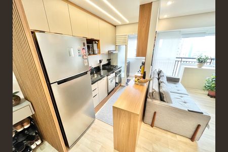 Apartamento para alugar com 60m², 2 quartos e 1 vaga Apartamento para alugar com 60m², 2 quartos e 1 vagaCozinha e Área de Serviço