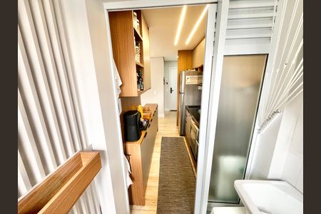 Apartamento para alugar com 60m², 2 quartos e 1 vaga Apartamento para alugar com 60m², 2 quartos e 1 vagaCozinha e Área de Serviço