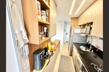Apartamento para alugar com 60m², 2 quartos e 1 vaga Apartamento para alugar com 60m², 2 quartos e 1 vagaCozinha e Área de Serviço