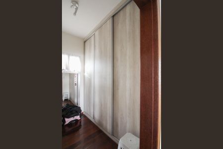 Closet da suíte 1 de casa à venda com 5 quartos, 400m² em Liberdade, Belo Horizonte