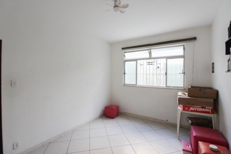 Casa à venda com 400m², 5 quartos e 4 vagas Casa à venda com 400m², 5 quartos e 4 vagasQuarto 2