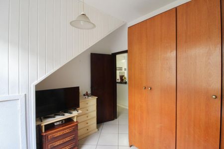 Casa à venda com 400m², 5 quartos e 4 vagas Casa à venda com 400m², 5 quartos e 4 vagasQuarto 1