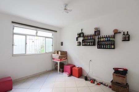 Casa à venda com 400m², 5 quartos e 4 vagas Casa à venda com 400m², 5 quartos e 4 vagasQuarto 2