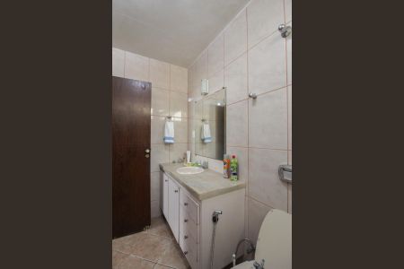 Casa à venda com 400m², 5 quartos e 4 vagas Casa à venda com 400m², 5 quartos e 4 vagasBanheiro da Suíte 2