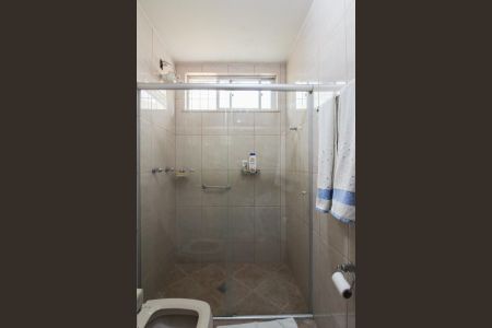 Casa à venda com 400m², 5 quartos e 4 vagas Casa à venda com 400m², 5 quartos e 4 vagasBanheiro da Suíte 2