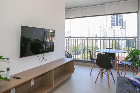 Studio para alugar com 33m², 1 quarto e sem vagaSala e Cozinha