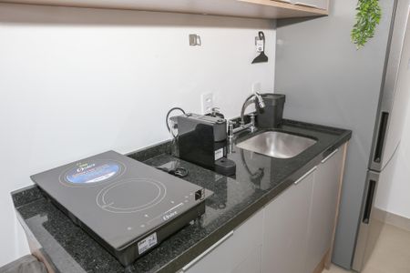 Studio para alugar com 33m², 1 quarto e sem vagaSala e Cozinha