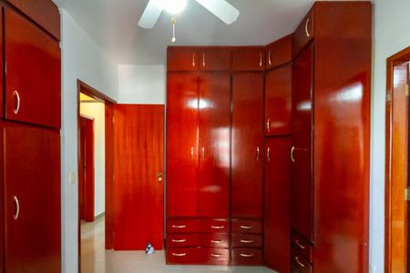 Apartamento à venda com 106m², 3 quartos e 2 vagasSuíte 2
