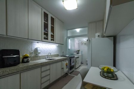 Apartamento à venda com 106m², 3 quartos e 2 vagasCozinha