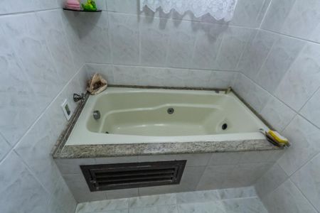 Apartamento à venda com 106m², 3 quartos e 2 vagasBanheiro da Suíte 1
