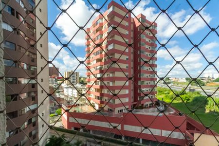 Apartamento à venda com 106m², 3 quartos e 2 vagasVista da Suíte 2