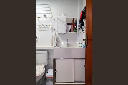 Banheiro / Área de Serviço de kitnet/studio à venda com 2 quartos, 42m² em Cerqueira César, São Paulo