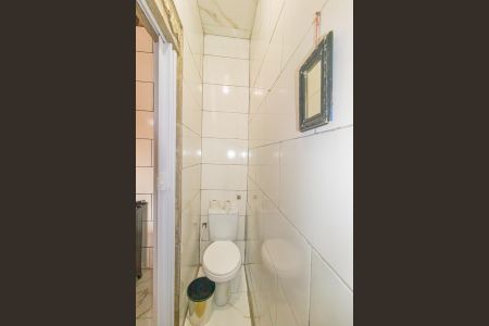 Casa à venda com 72m², 3 quartos e sem vagaBanheiro