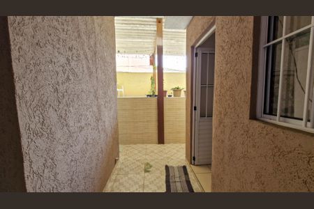 Casa à venda com 110m², 2 quartos e 2 vagasQuintal