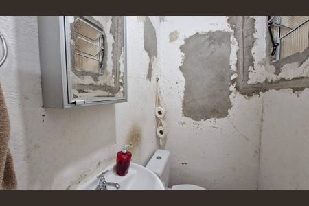 Casa à venda com 110m², 2 quartos e 2 vagasBanheiro