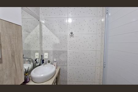 Casa à venda com 110m², 2 quartos e 2 vagasBanheiro