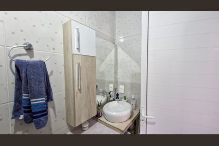 Casa à venda com 110m², 2 quartos e 2 vagasBanheiro