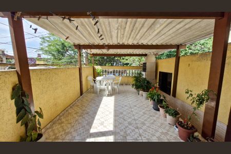 Casa à venda com 110m², 2 quartos e 2 vagasÁrea comum - Churrasqueira