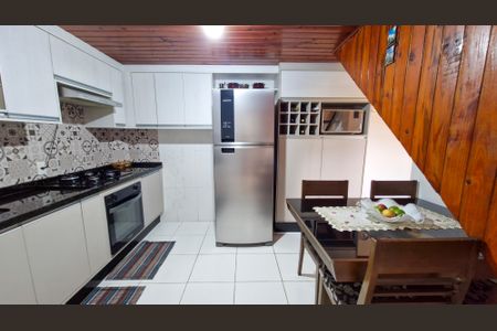 Casa à venda com 110m², 2 quartos e 2 vagasCozinha