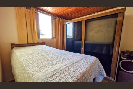 Casa à venda com 110m², 2 quartos e 2 vagasQuarto