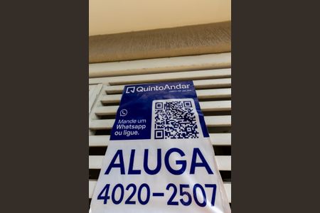 Casa para alugar com 11m², 1 quarto e 1 vaga Casa para alugar com 11m², 1 quarto e 1 vagaFachada