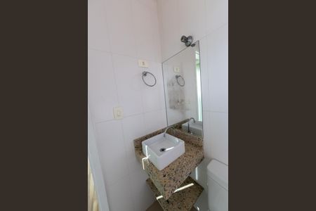 Casa para alugar com 11m², 1 quarto e 1 vaga Casa para alugar com 11m², 1 quarto e 1 vagaBanheiro